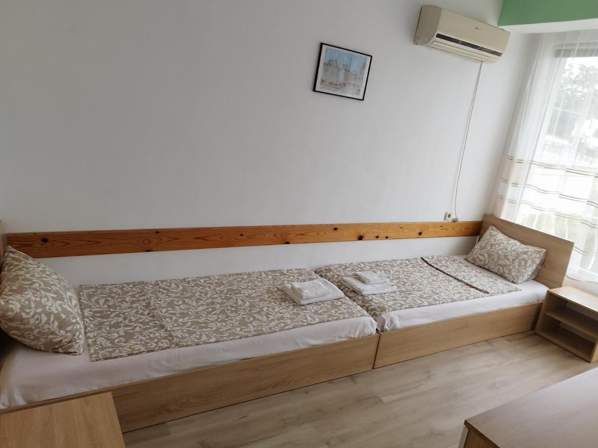 Family Hotel Kentavar 2 Бяла Экстерьер фото